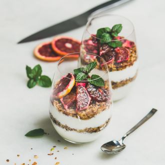 Fruit Parfait ( 4 person minimum purchase )