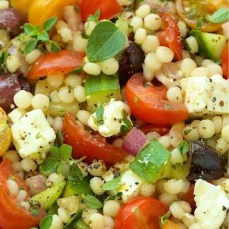 Traditional Greek Salad ( 4 person minimum purchase )